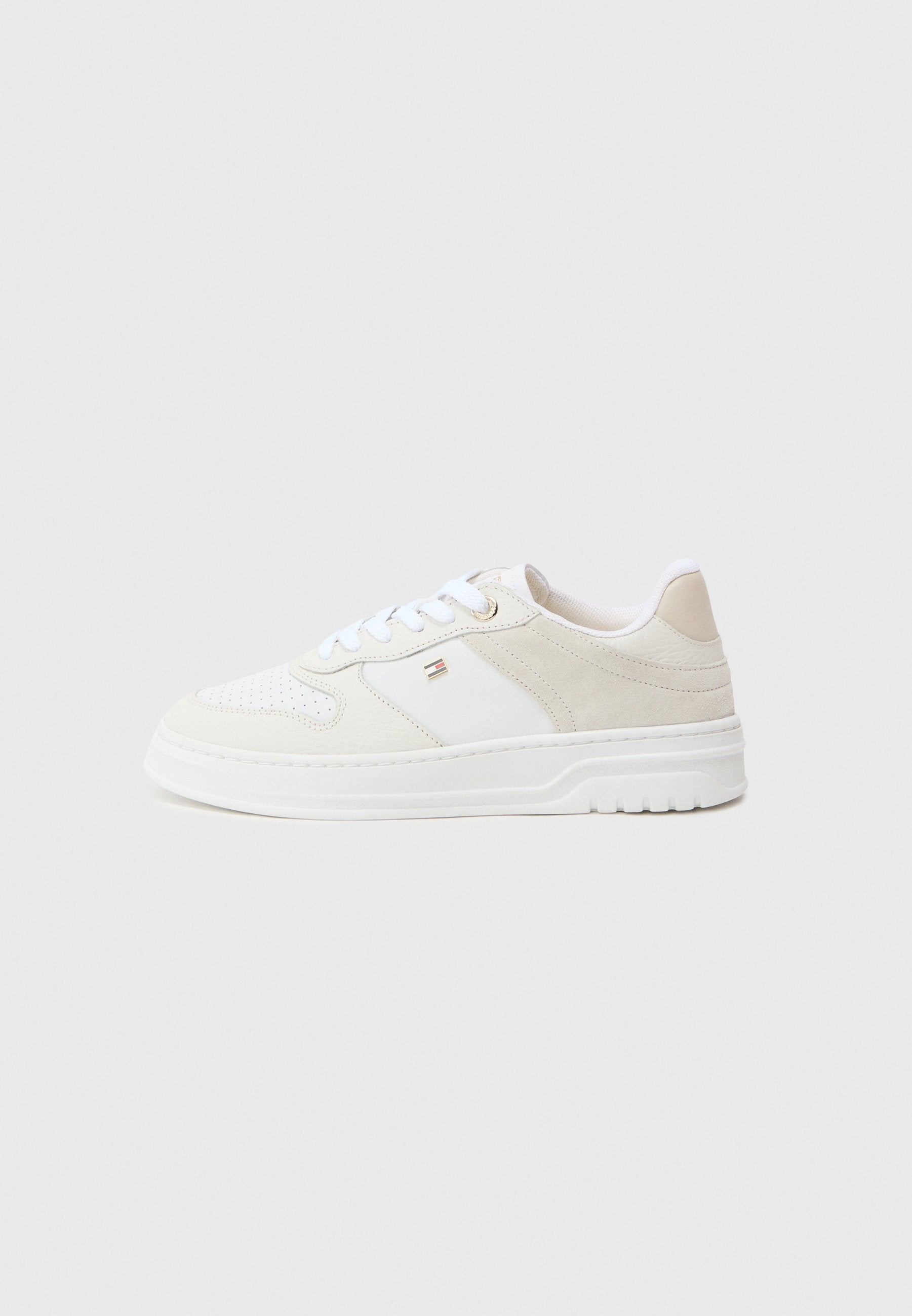LEATHER MIXED TEXTURE CUPSOLE TRAINERS Media 1