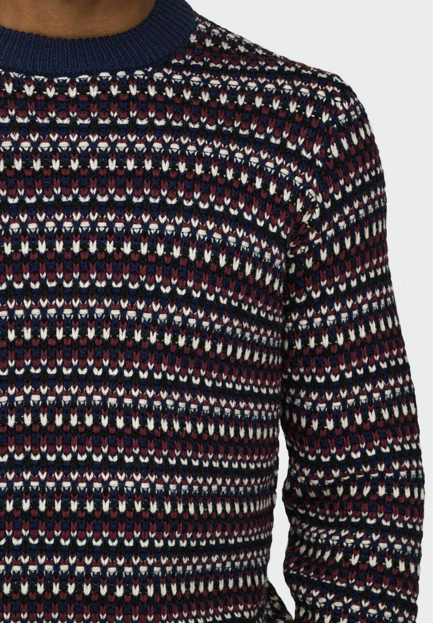 Knitted ONSMUSA Media 6