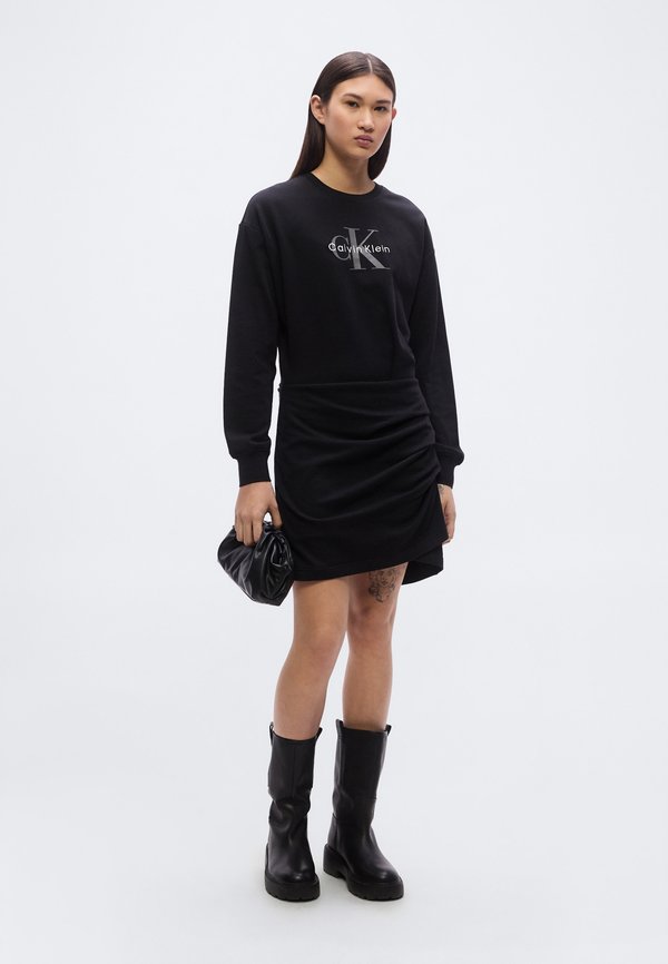 Calvin Klein Jeans MONOLOGO CREW FASHION