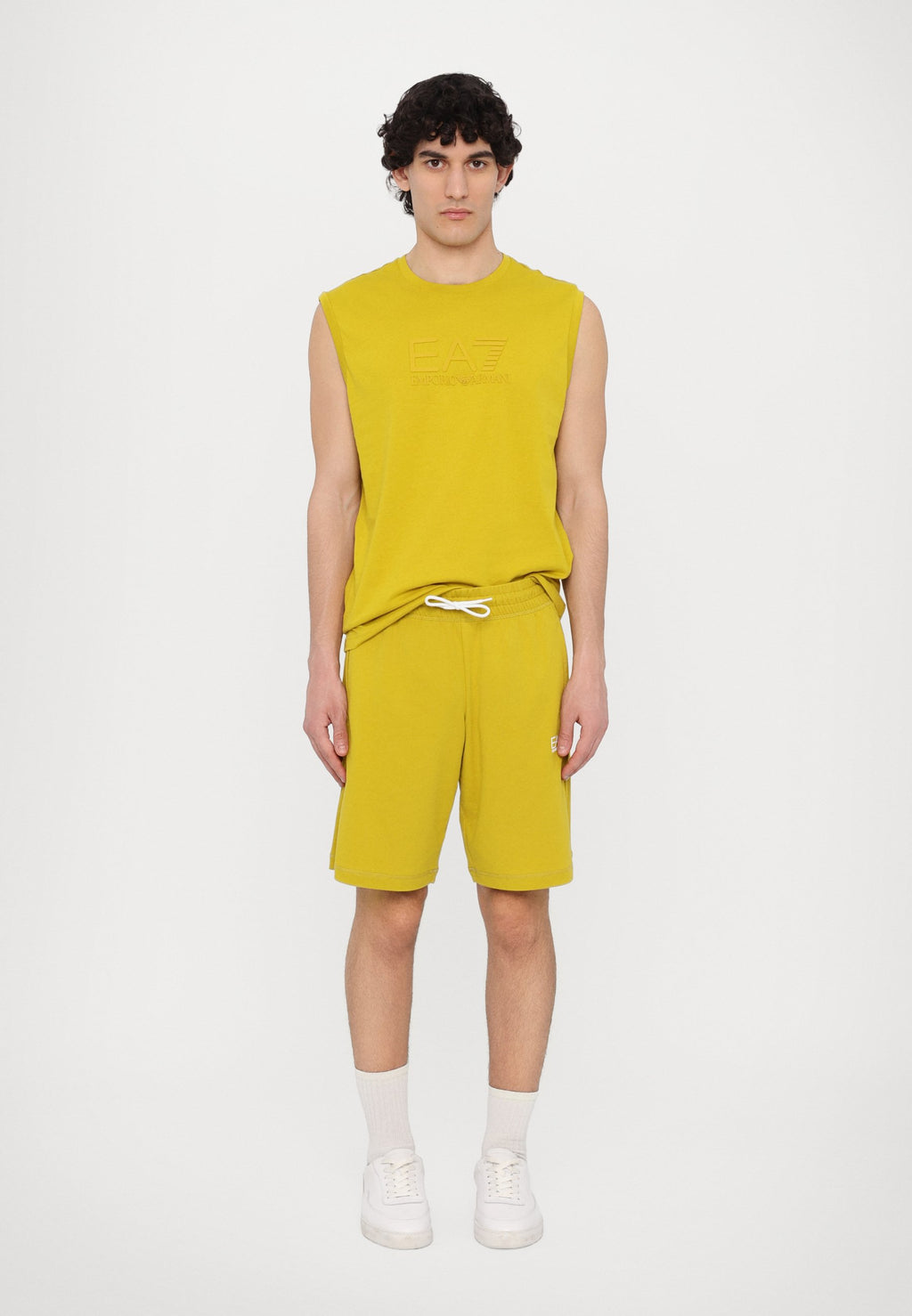 EA7 Emporio Armani Shorts Media 2