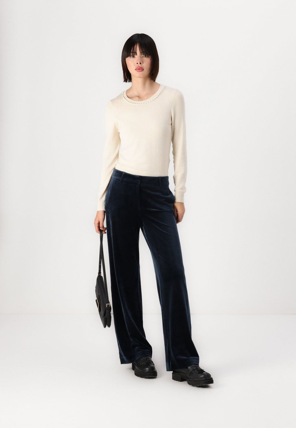 ONLKAYLE ELSY PANT Media 2