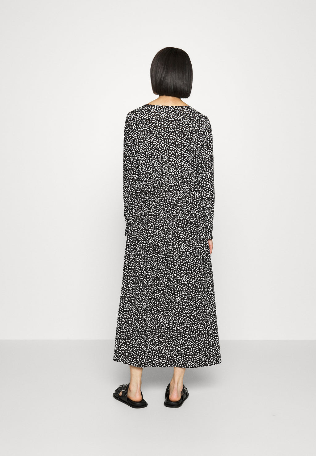 JDY Petite JDYLOTUS O NECK LONG DRESS