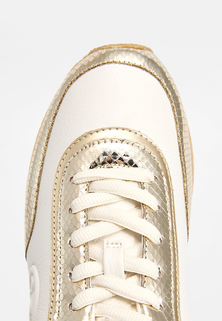 Michael Kors CARMINE