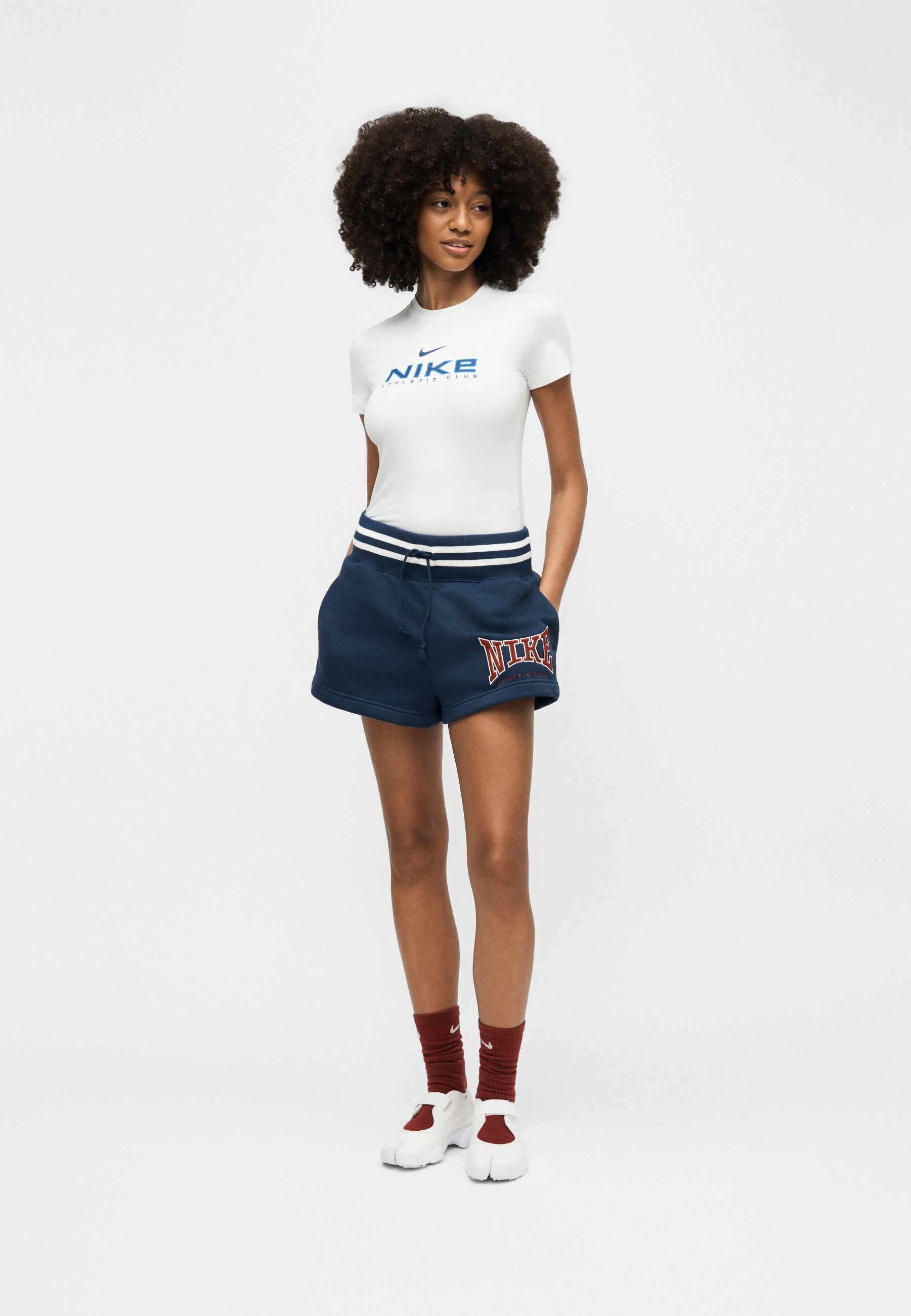 Nike Sportswear TEE