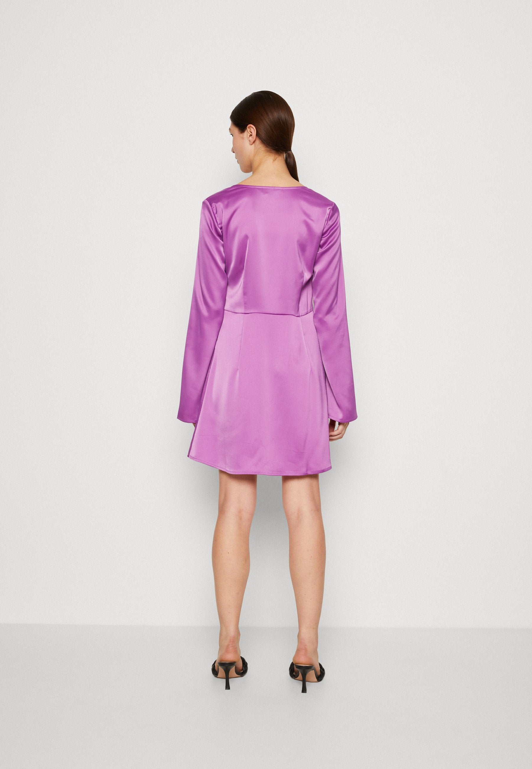 SOMETHINGNEW JENNIFER MINI DRESS