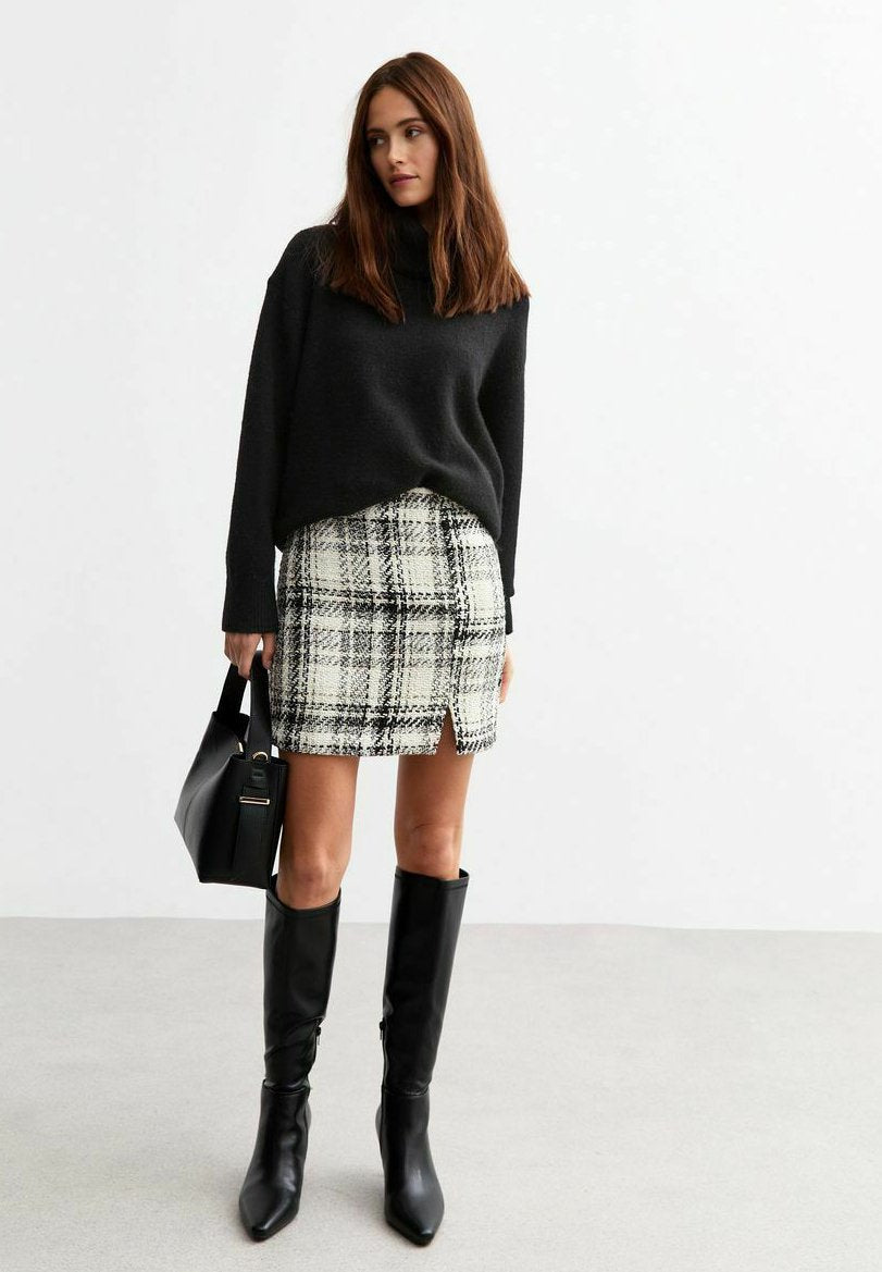 New Look SLIT HEM BOUCL�