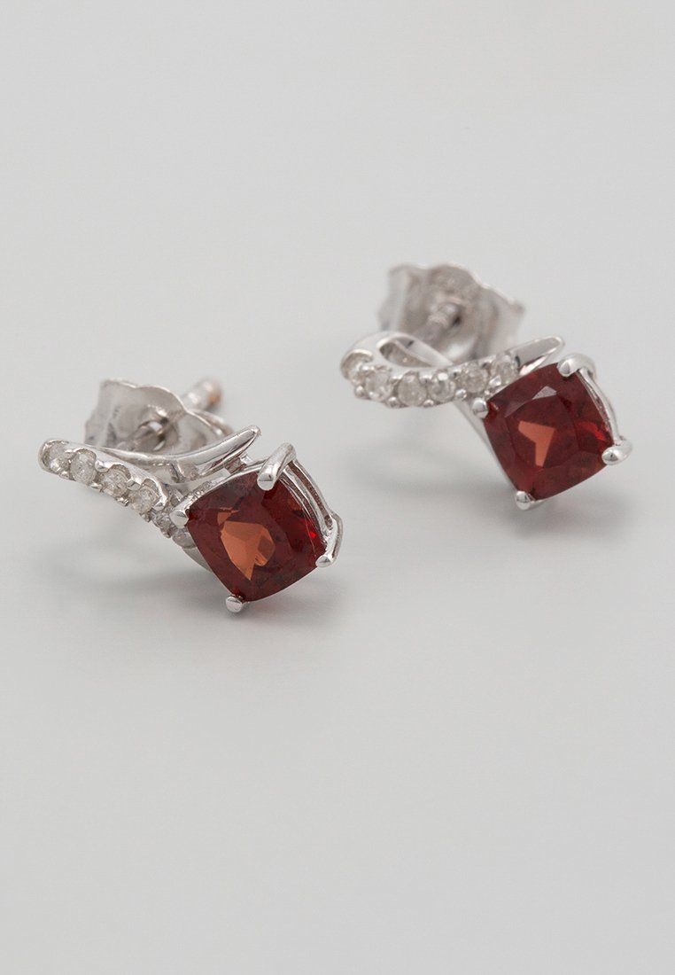 DIAMANT L'ÉTERNEL