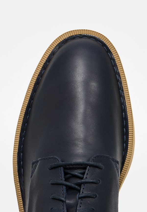 Clarks MARTOCK