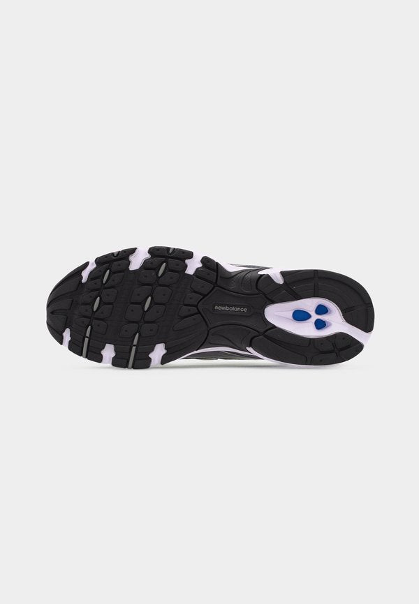 New Balance U740 UNISEX