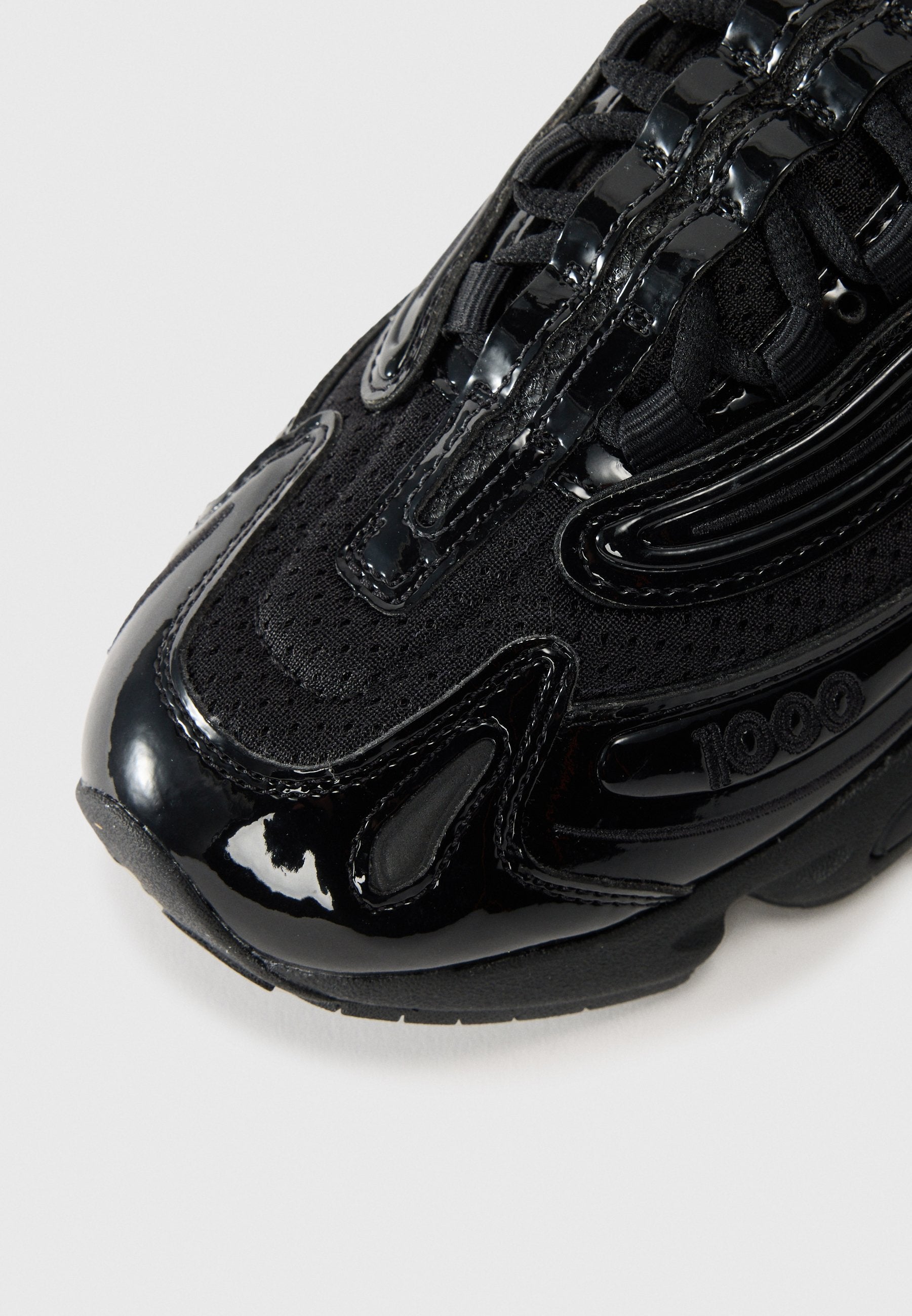 New Balance M1000 UNISEX