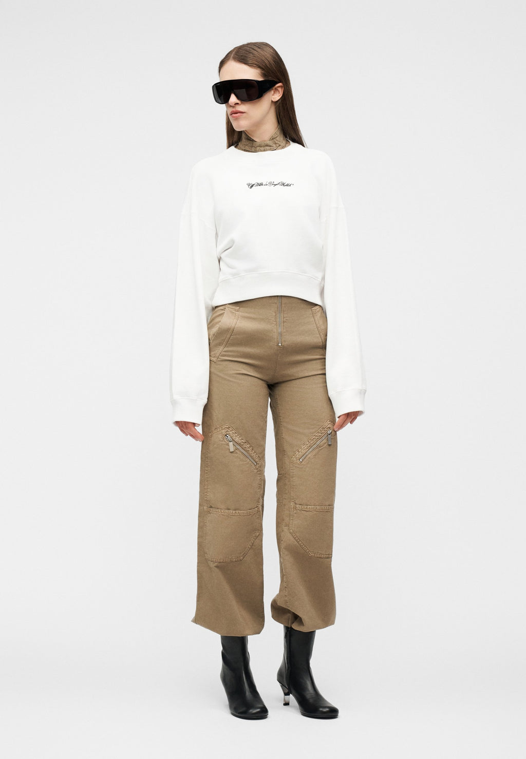 OFF-WHITE ARROW SCRIPT CROP CREW
