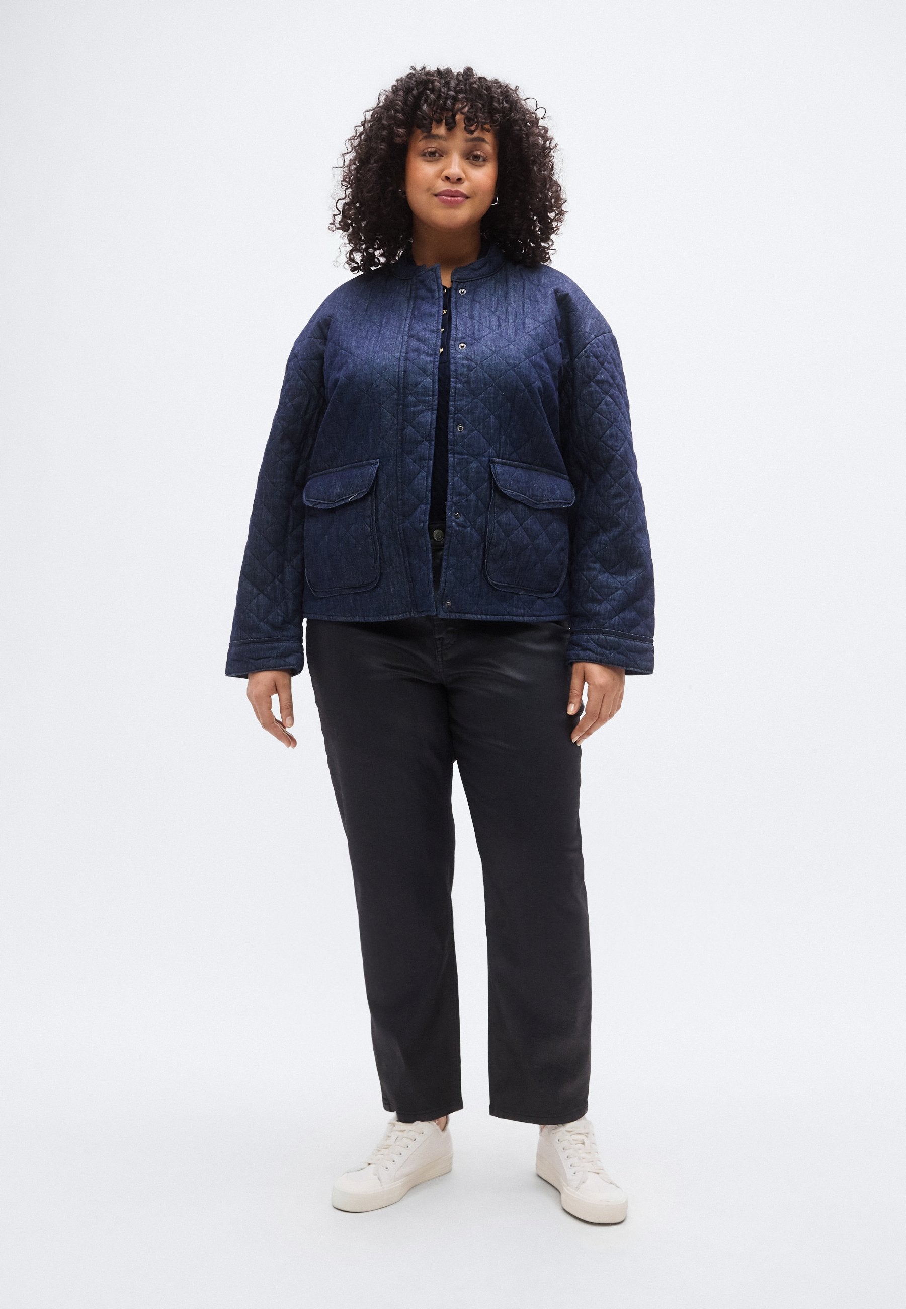 CARHALLIE QUILTED JACKET Media 2