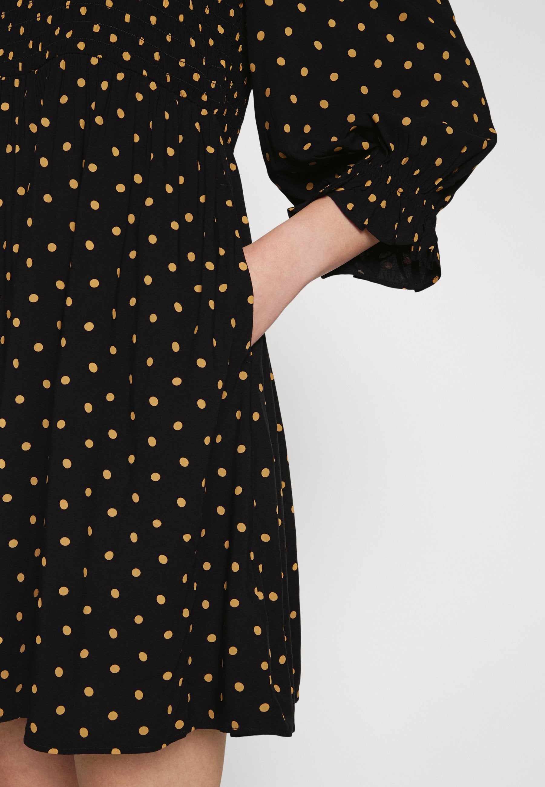 Madewell VNECK SMOCKED BODICE DRESS