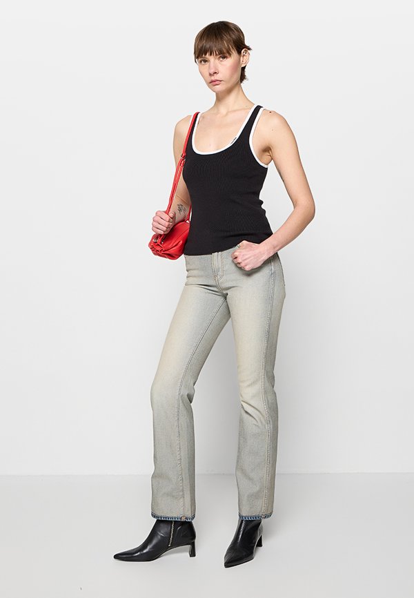 Calvin Klein Jeans