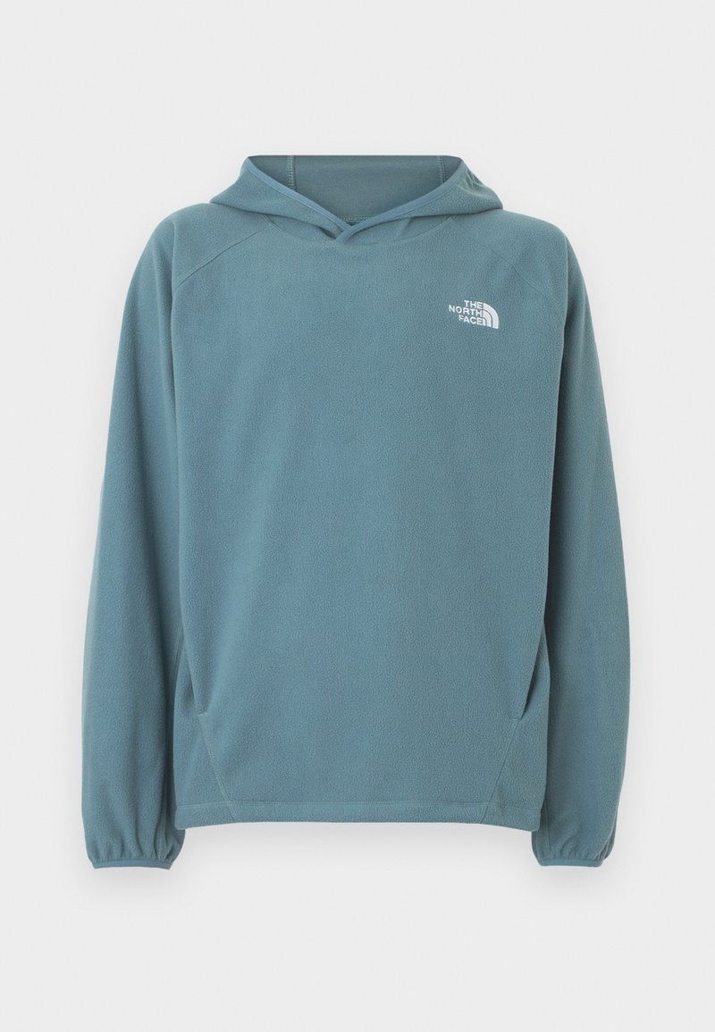 Blauer Fleece-Hoodie mit Kängurutasche, Kapuze mit Kordelzug und elastischen Bündchen. Auf der Brust befindet sich ein weißes Logo. Glatte Oberfläche.