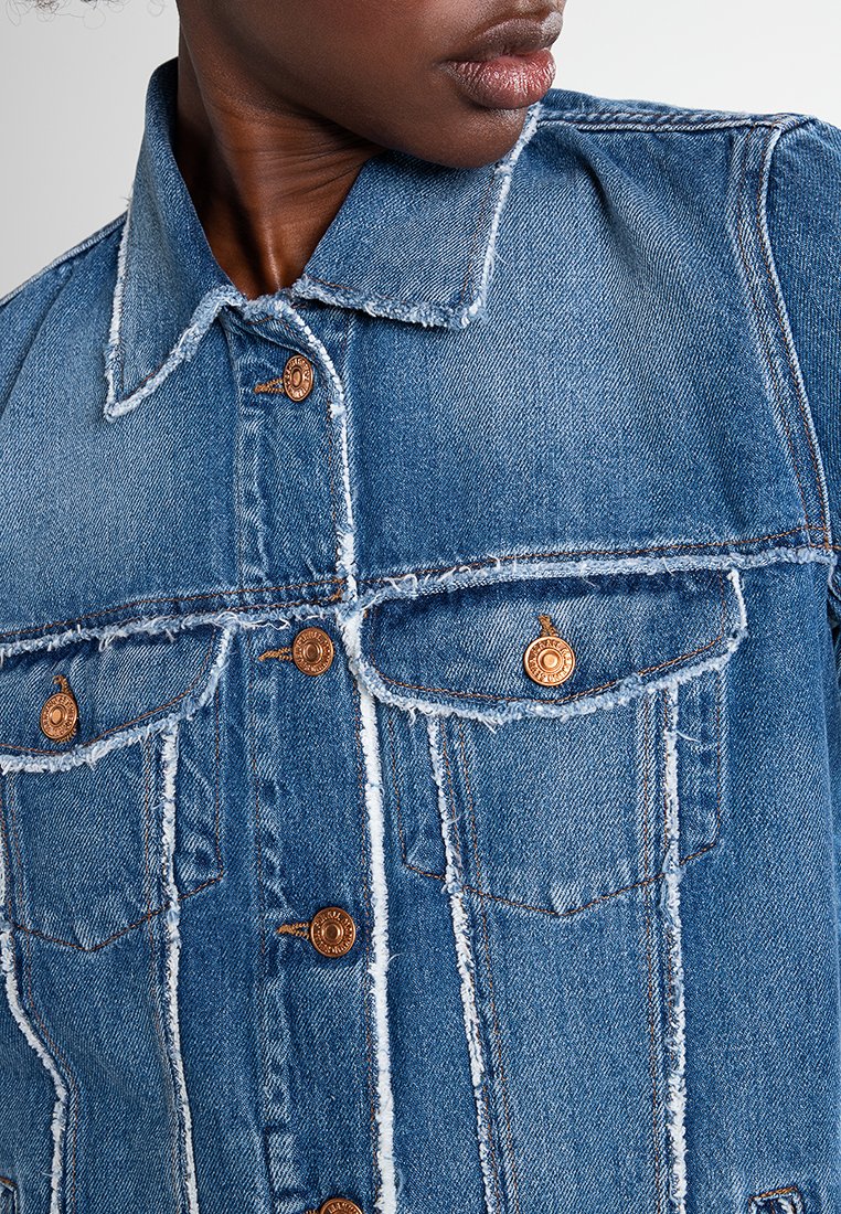 7 for all mankind