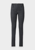 HANA SKINNY Media 1