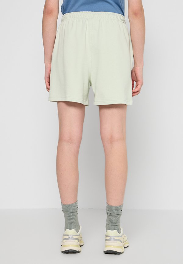 New Balance RELAXED FIT