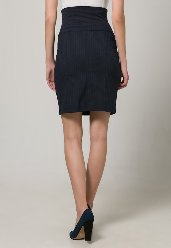 Esprit Maternity