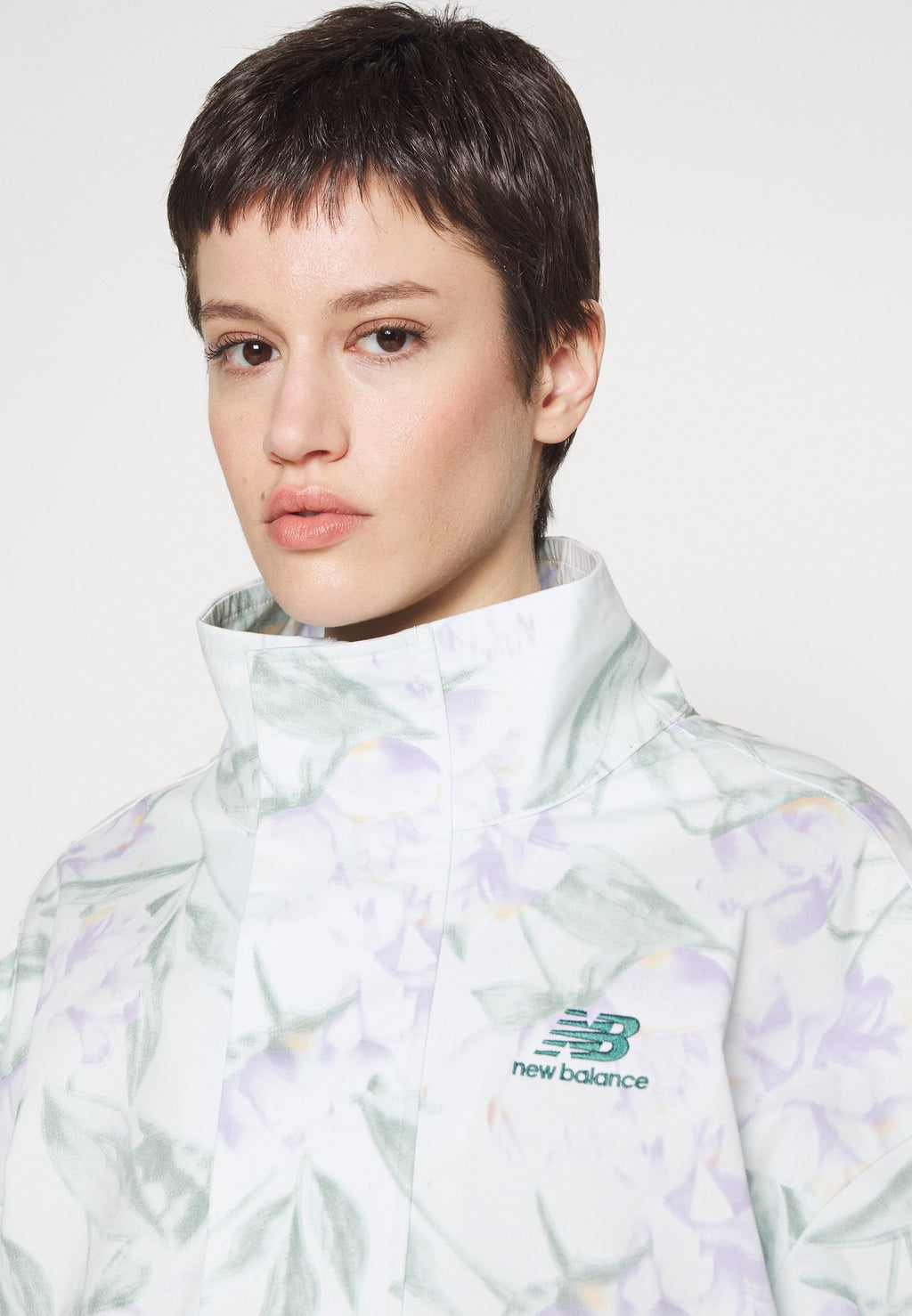 New Balance NB ESSENTIALS BLOOMY JACKET