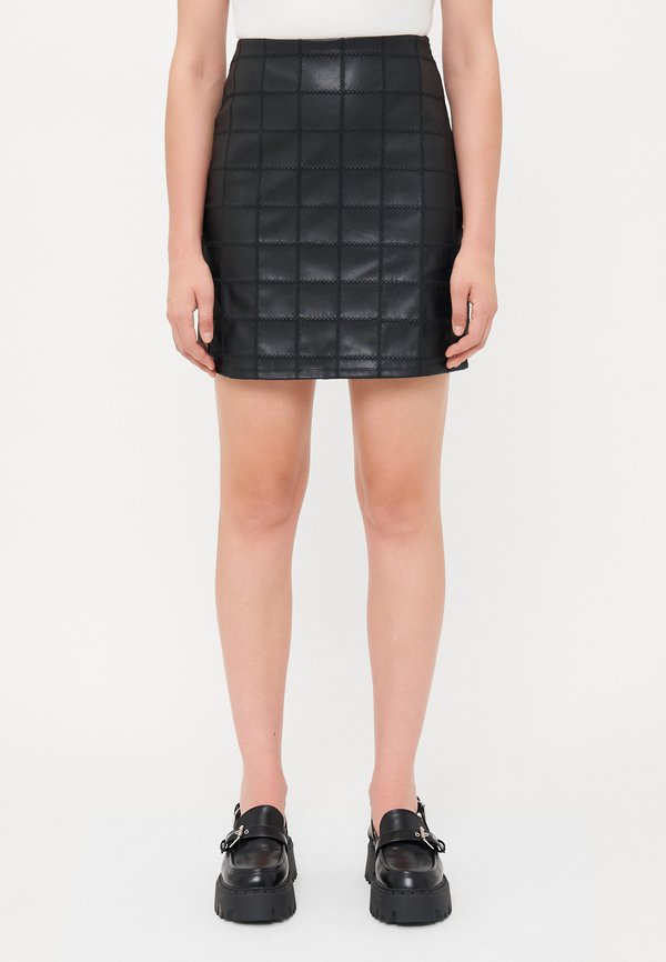 Vero Moda Tall VMHONOR SHORT SKIRT