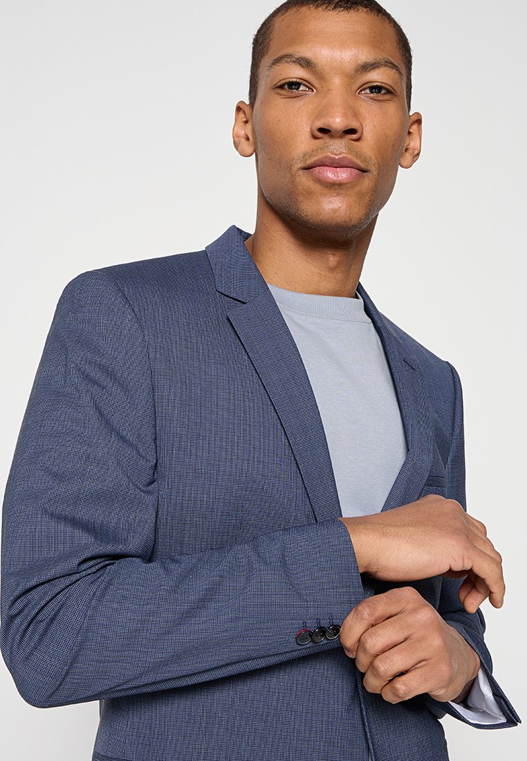 HUGO SLIM FIT