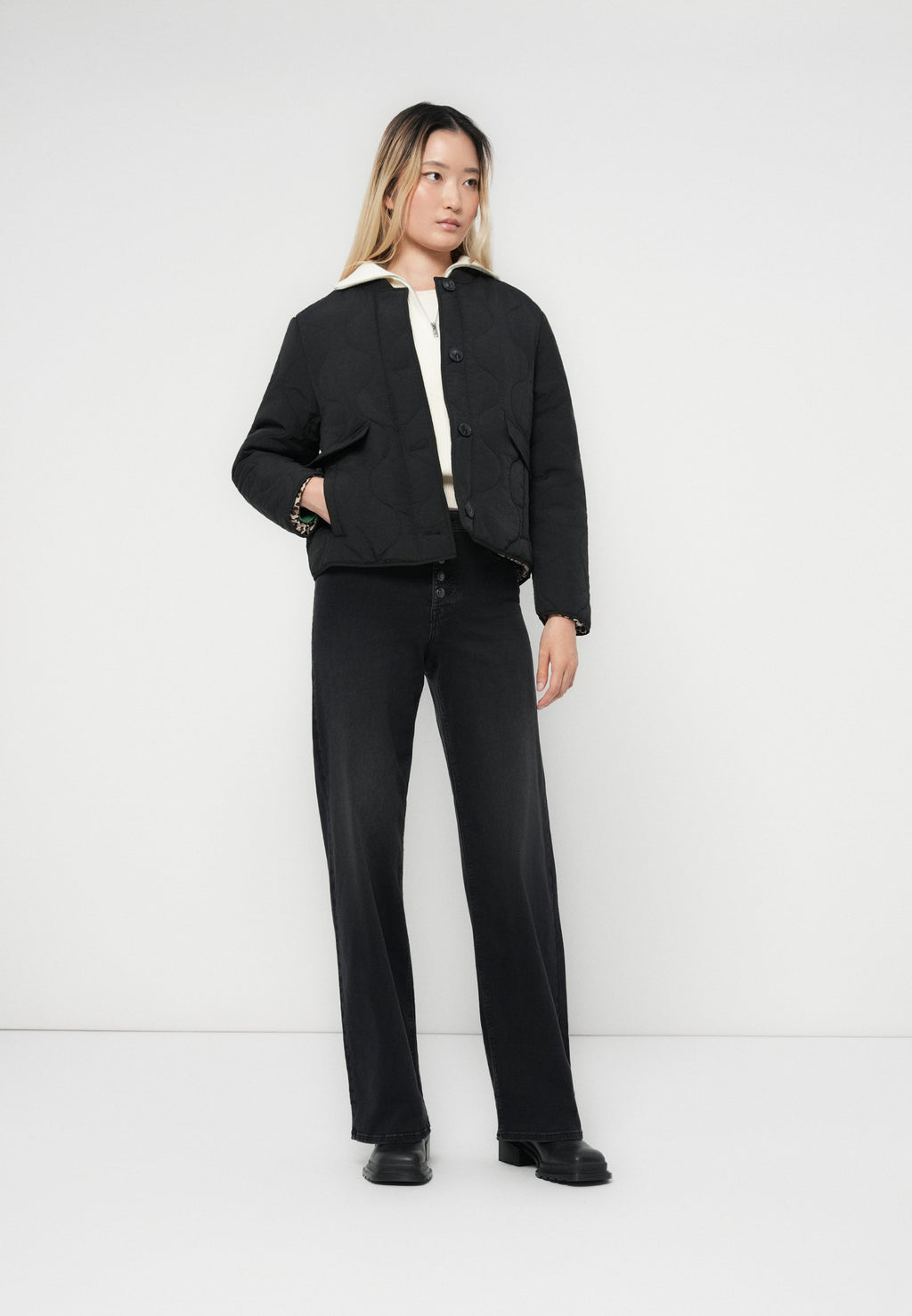 Wide-fit ONLMADISON High waist Wide Leg Fit Media 5