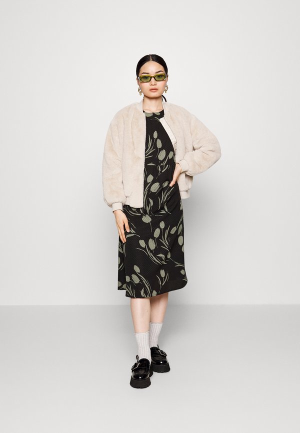Vero Moda Petite VMMARTA CALF DRESS