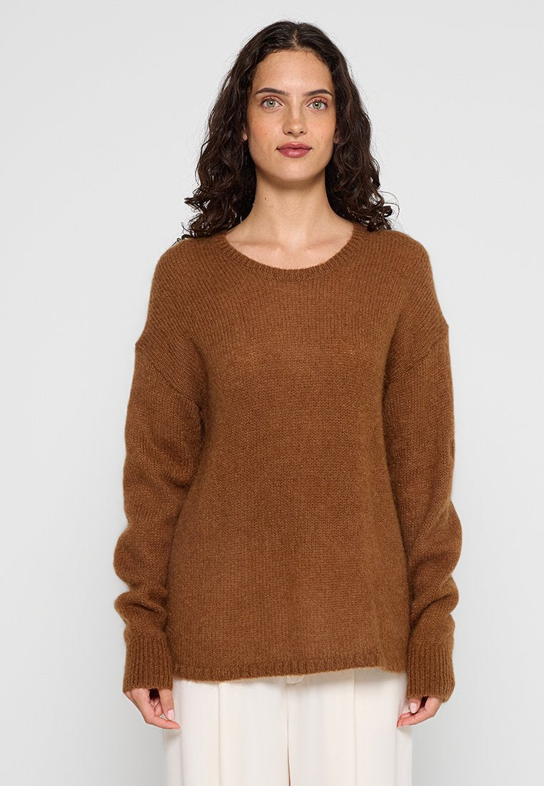 By Malene Birger BRIELLA