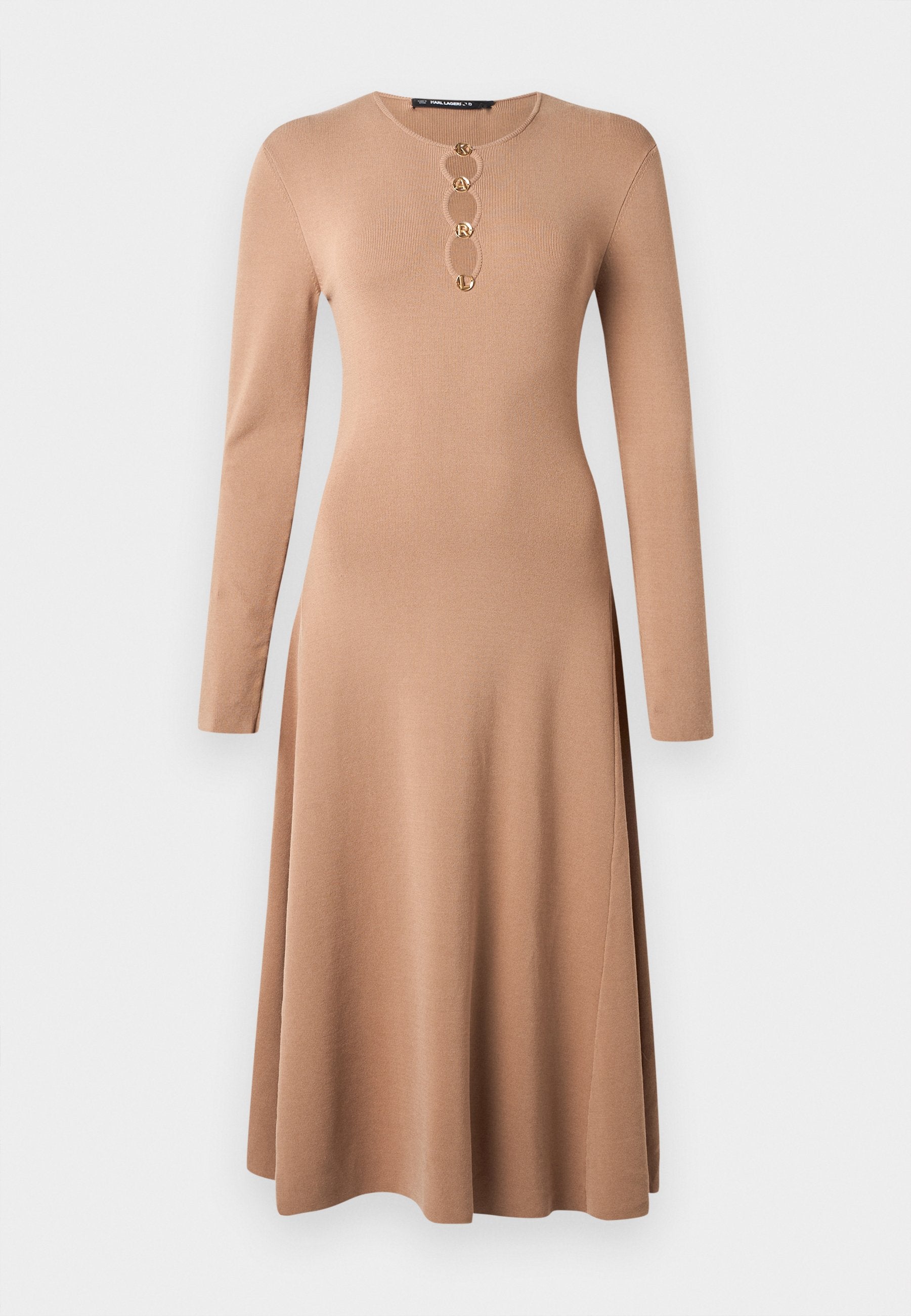 DAILY DRESS Media 1