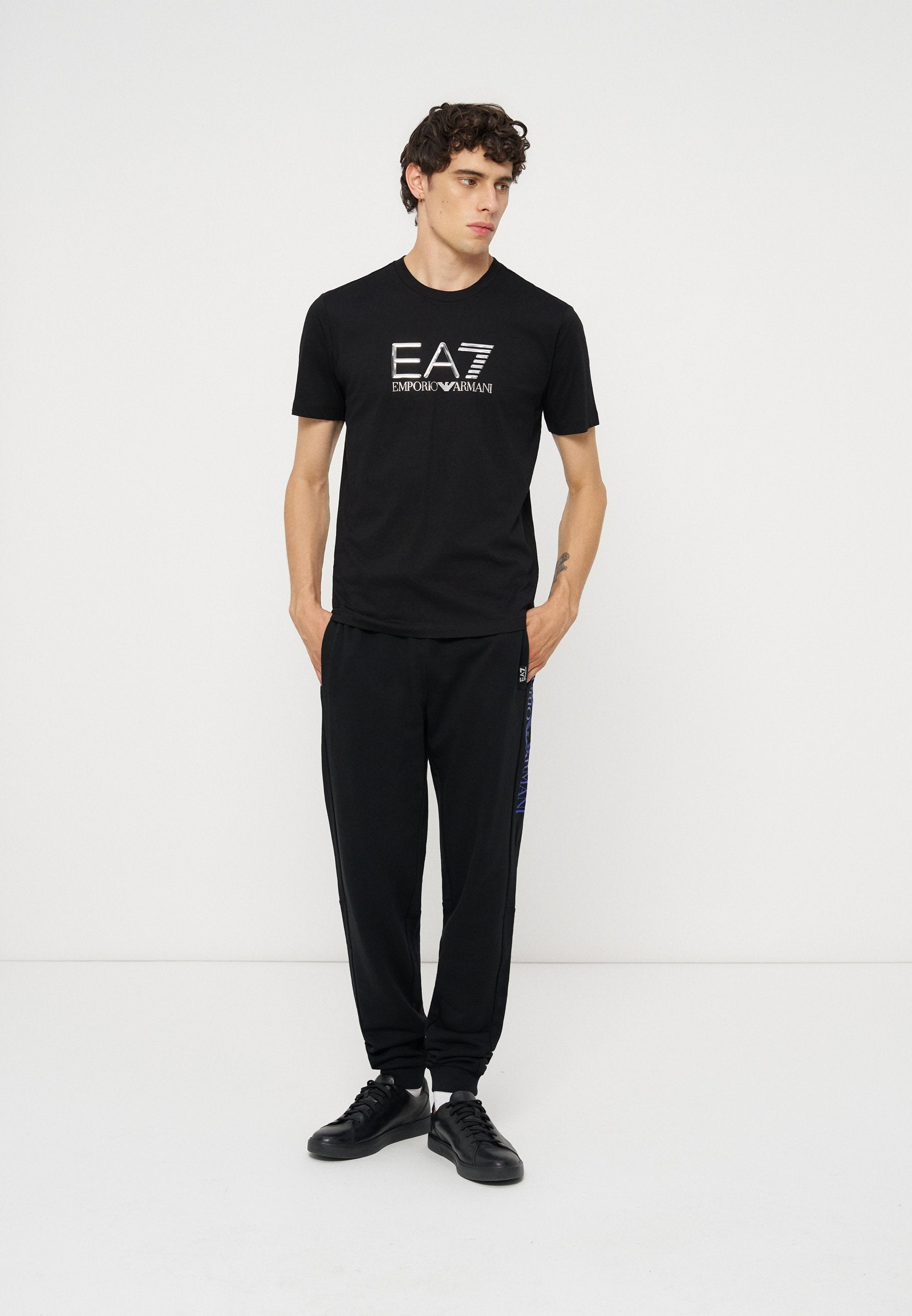 EA7 Emporio Armani Jogginghose Media 3