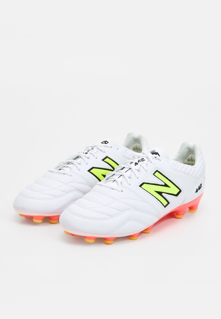 New Balance 442 PRO