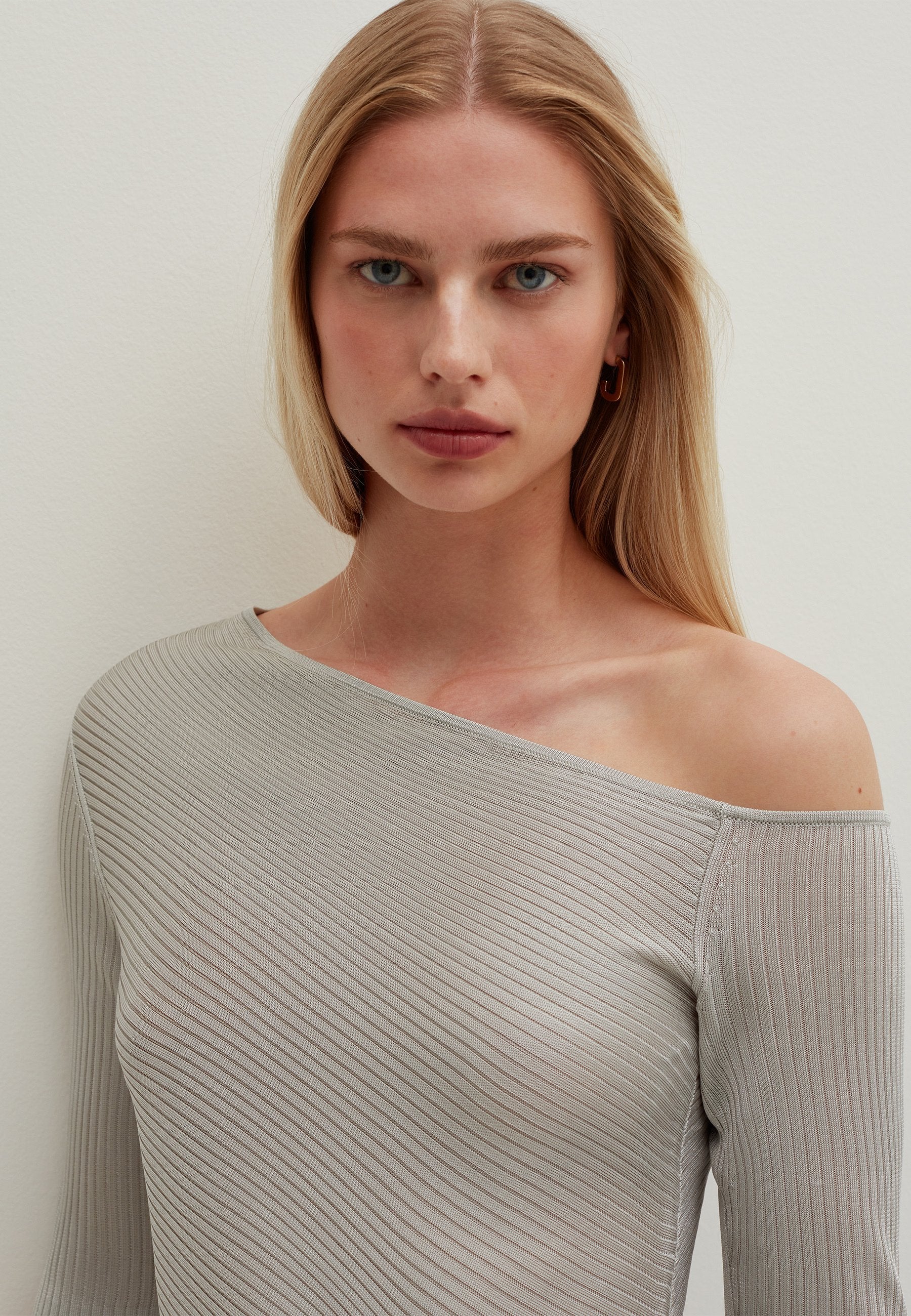 Stefanel  WITH ASYMMETRIC NECKLINE