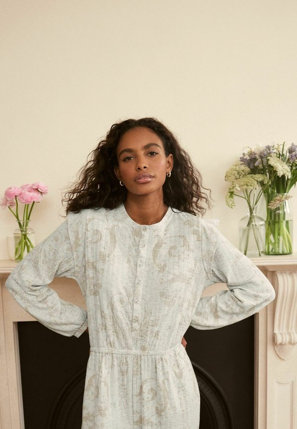 Laura Ashley REGULAR FIT