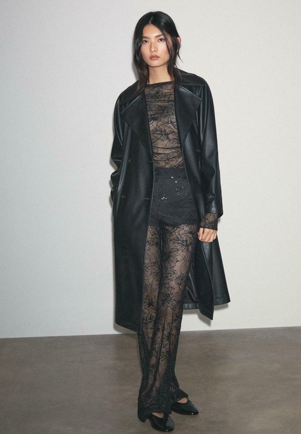 Stradivarius SEMI-SHEER AND GATHERING