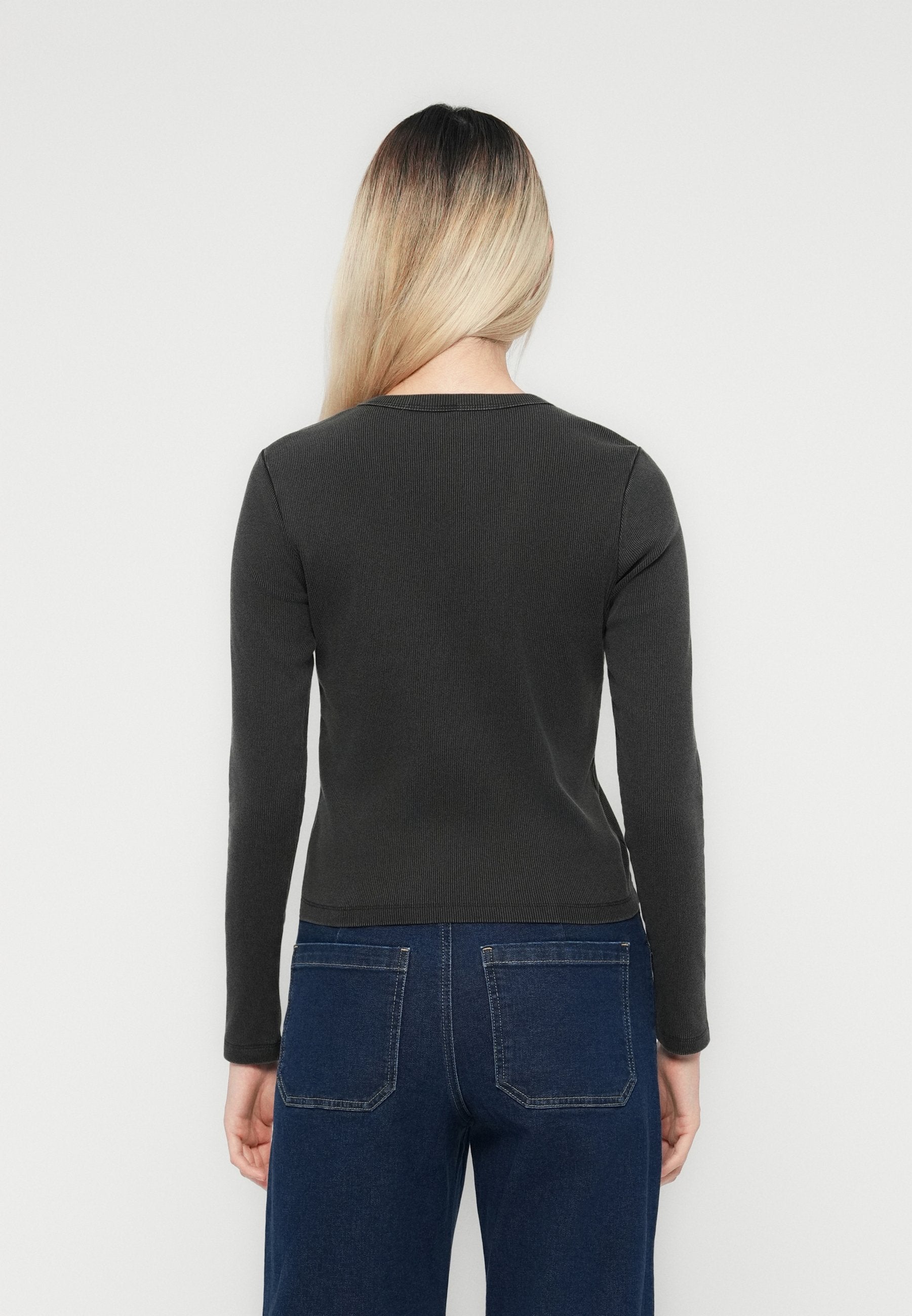 ONLY ONLFANJA V NECK