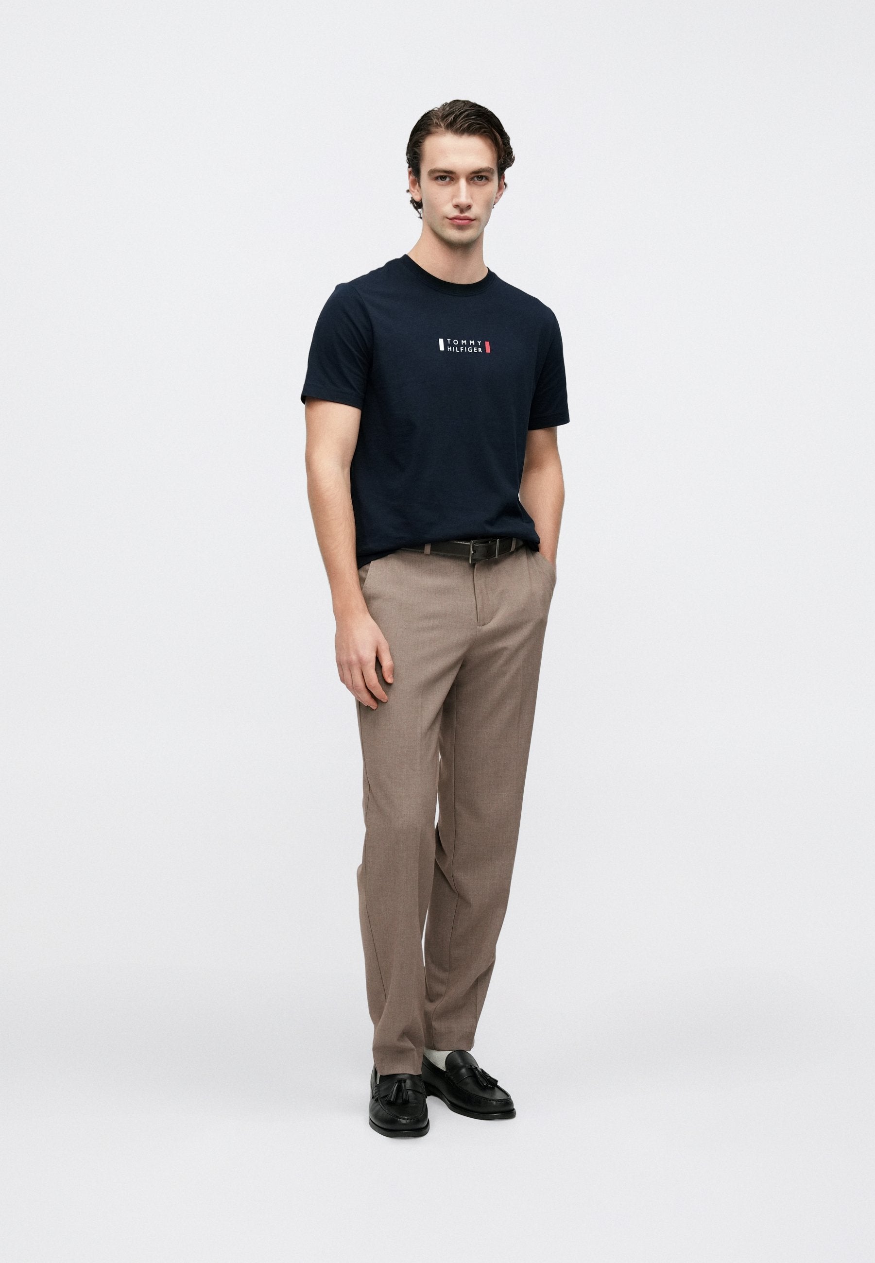BRAND LOVE SMALL CENTER TEE Media 2