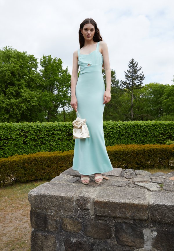 WAL G. WGXZL WEDDING - SAY YES CUT OUT MAXI DRESS