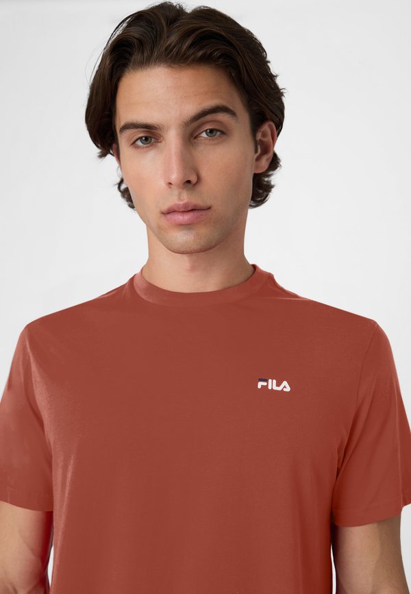 Fila T-SHIRT
