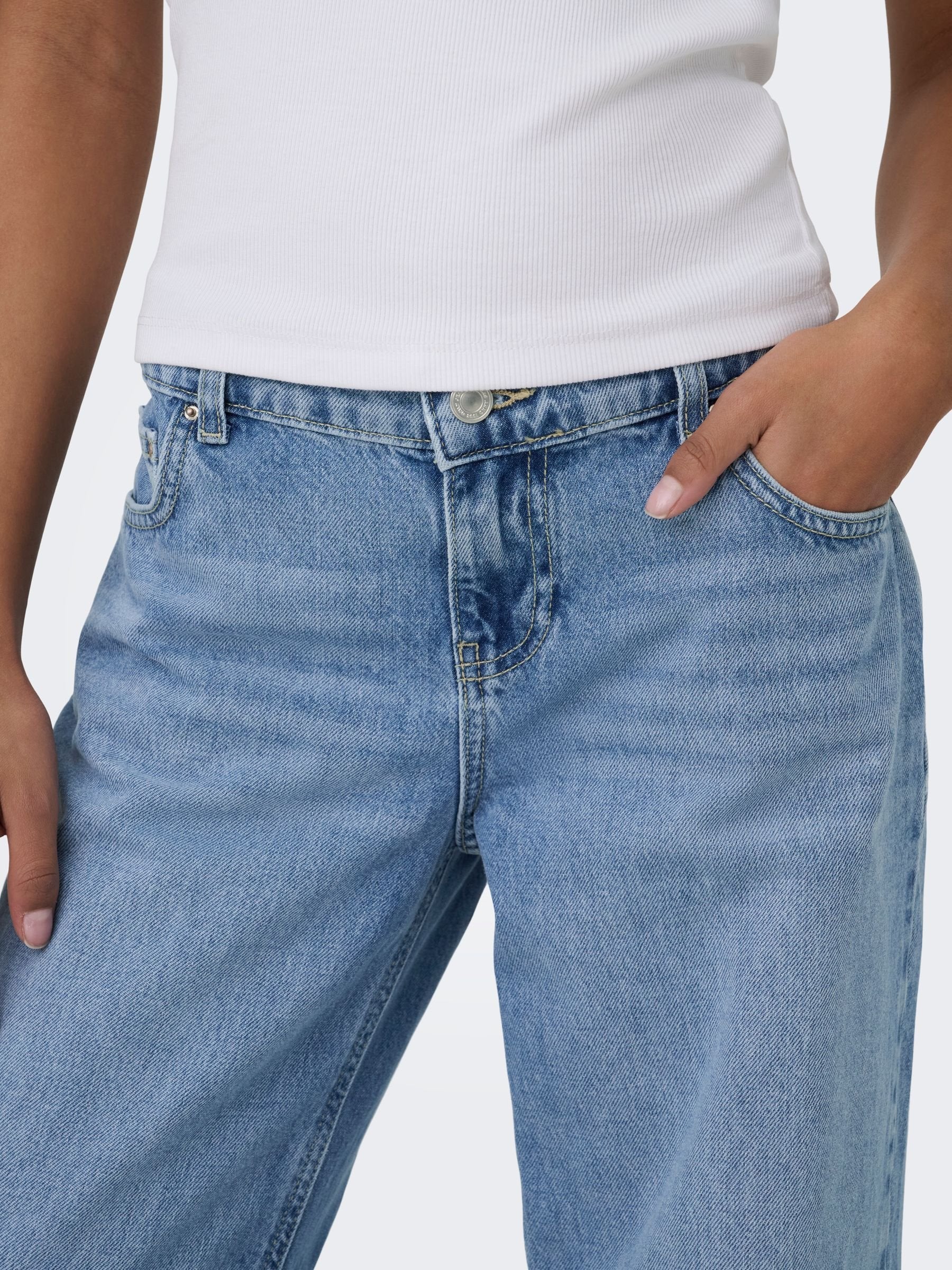 Wide-fit ONLBRENDA Low waist Straight Fit Media 6