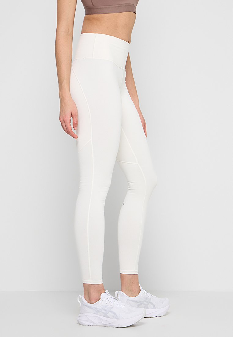Fabletics DEFINE