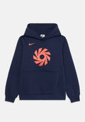 Marineblaues Nike-Hoodie mit rotem kreisförmigem abstraktem Logo und rotem Nike-Swoosh auf der Brust, mit einer Vordertasche im Känguru-Stil und langen Ärmeln.