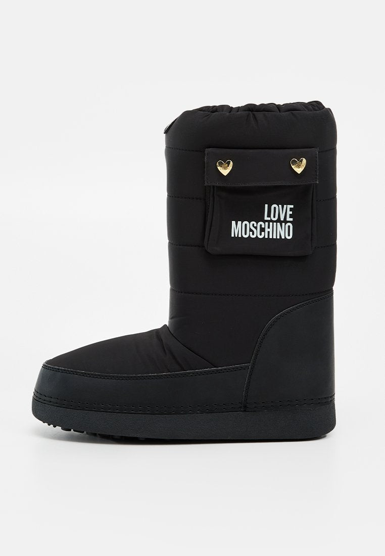 Love Moschino