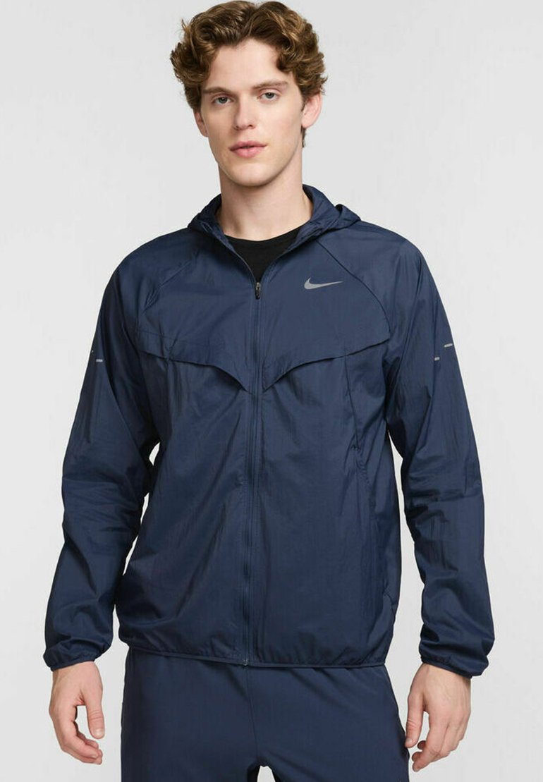 Nike Performance STRIDE