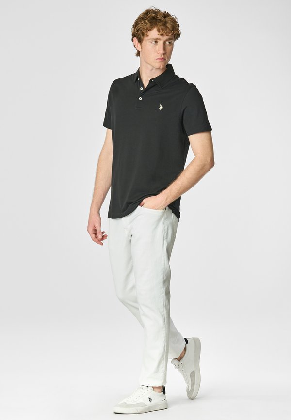 U.S. Polo Assn.