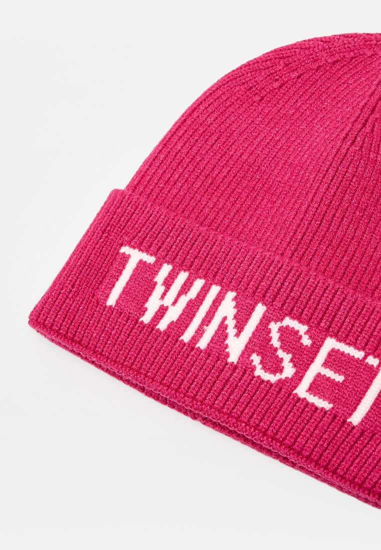 TWINSET