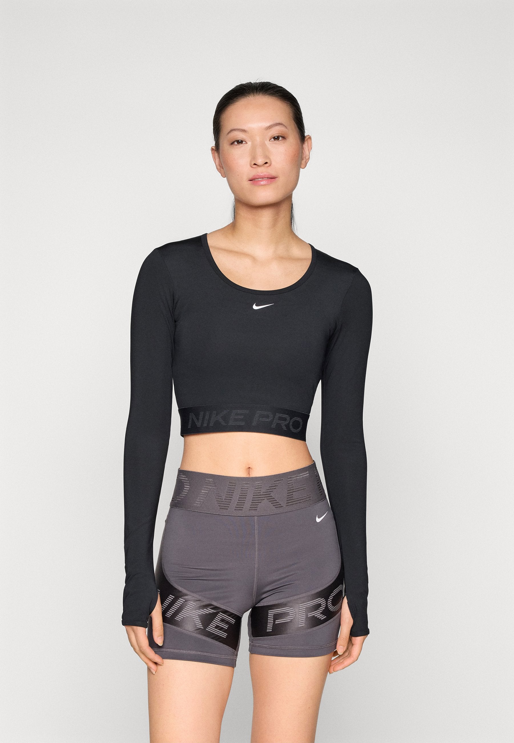 Nike Performance PRO SHINE