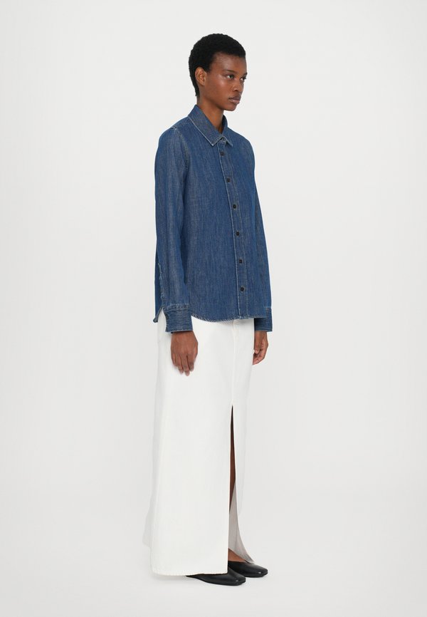 CLOSED CLASSIC SHIRT WITH STRAP DETAIL
