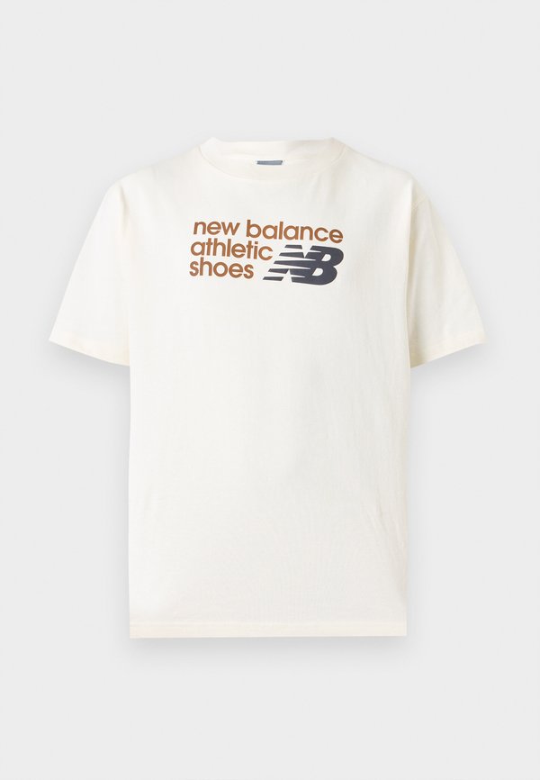 New Balance ATHLETICS PREMIUM RELAXED CHEST LOGO T-SHIRT - Print T-shirt - angora