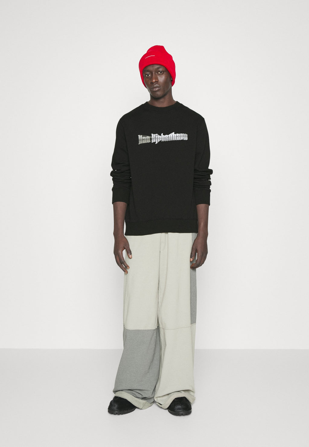 Han Kjøbenhavn ARTWORK REGULAR CREWNECK